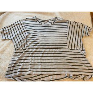 CATO 26 28 WOMENS PLUS KNIT SHIRT, STRIPES, OVERSIZE STRETCH